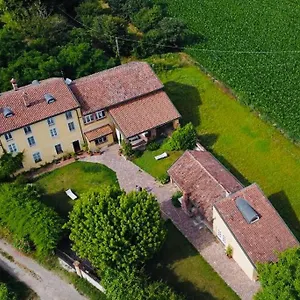 https://la-casa-nei-campi.it-lombardy.com