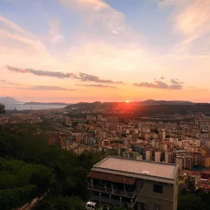 https://domus-marisa-a-posillipo.hotels-amalfi.com